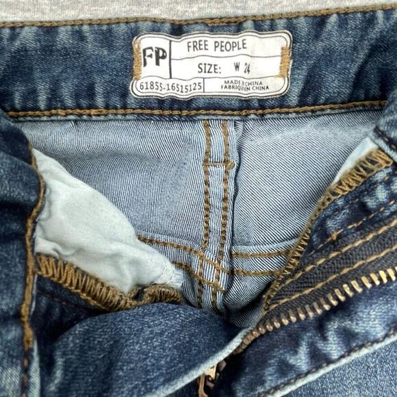 Free People Jeans Womens 24 Blue Denim Josie Distressed Skinny Low Rise NEW - Picture 12 of 12